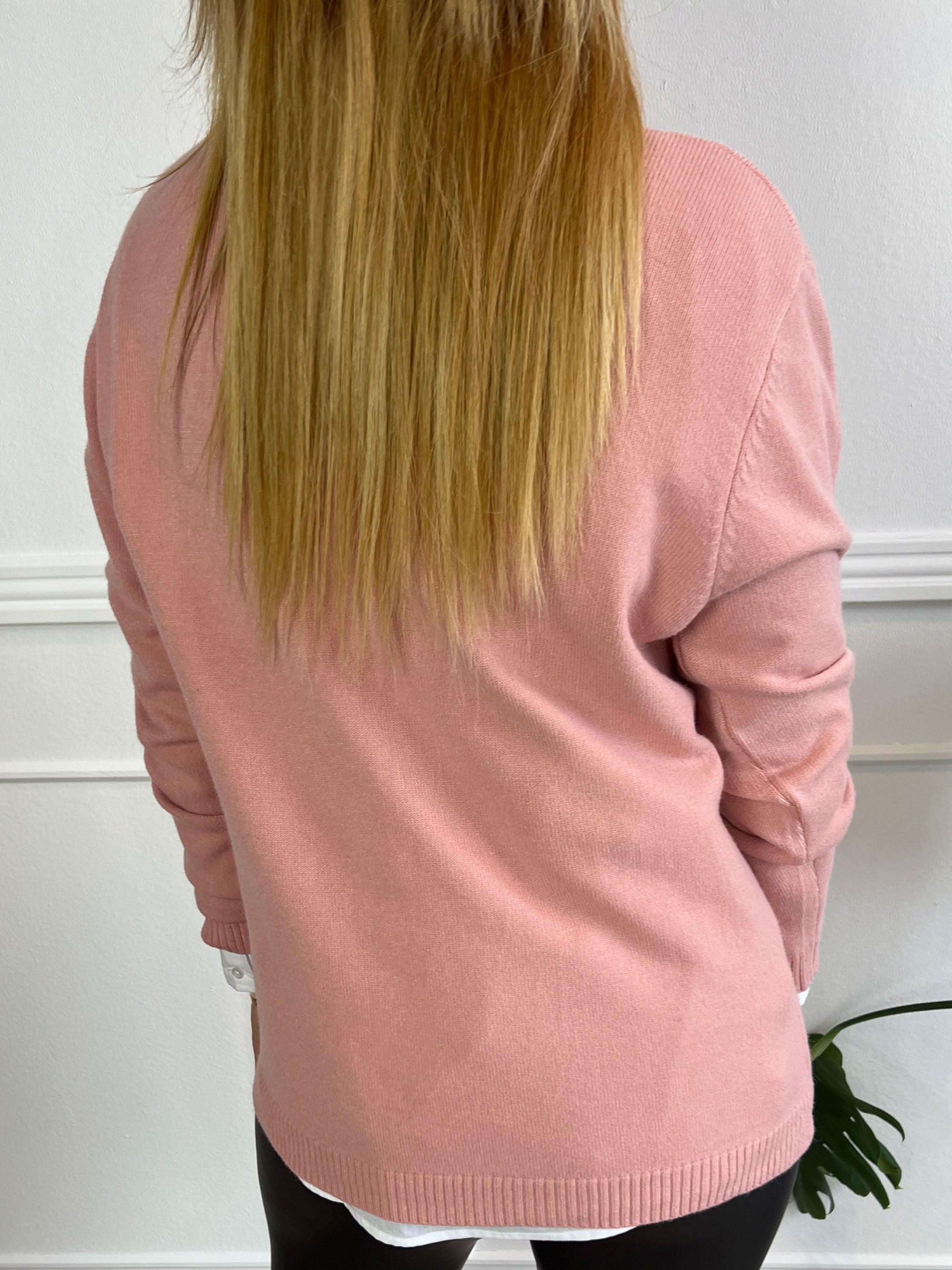 Tamara - Mjuk tröja med liten v-ringning